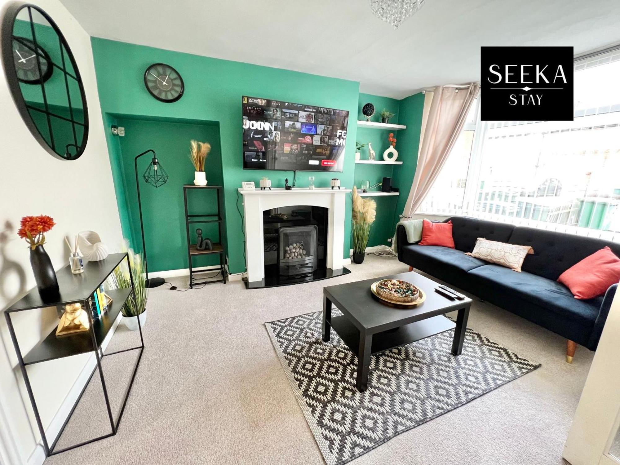 Cosy 2-Bedroom House, Walking Distance Cbs, Ideal For Contractors-Business Stays 코번트리 외부 사진